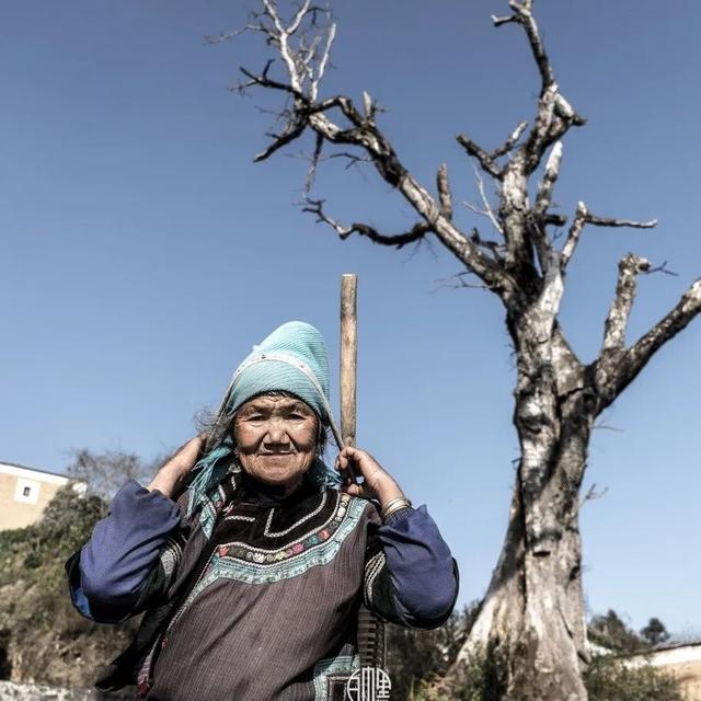 险些命丧深山，他独自航拍中国34省，拍下的照片让人热泪盈眶