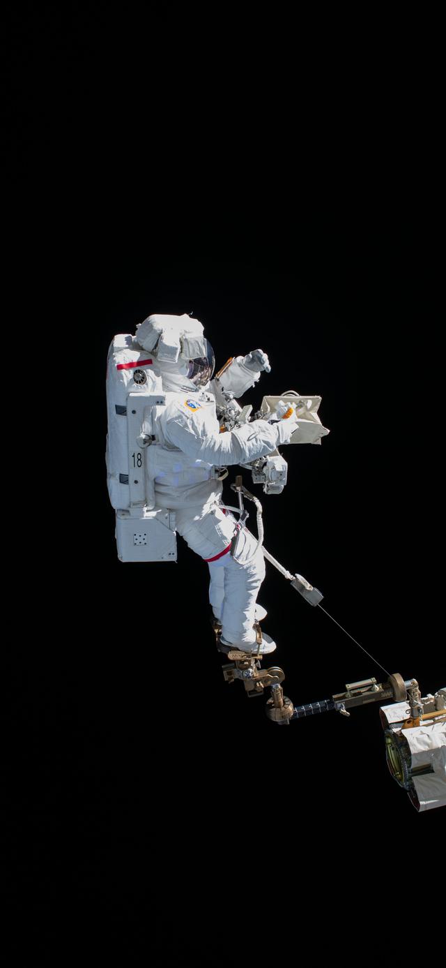 优阿壁纸：NASA太空漫步，星空壁纸