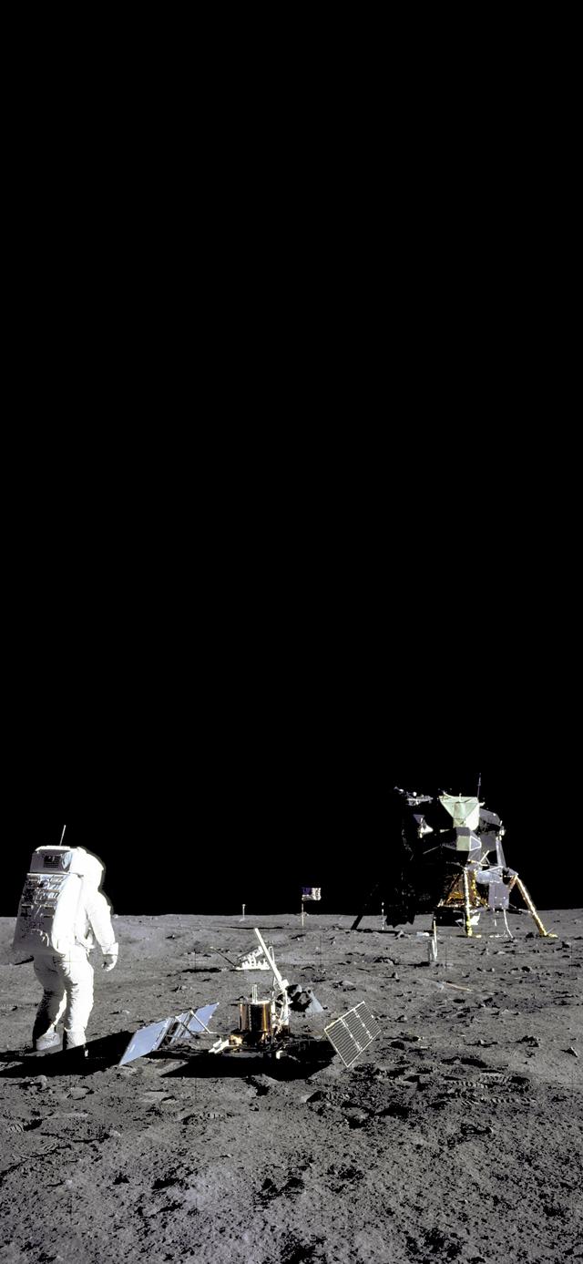 优阿壁纸：NASA太空漫步，星空壁纸